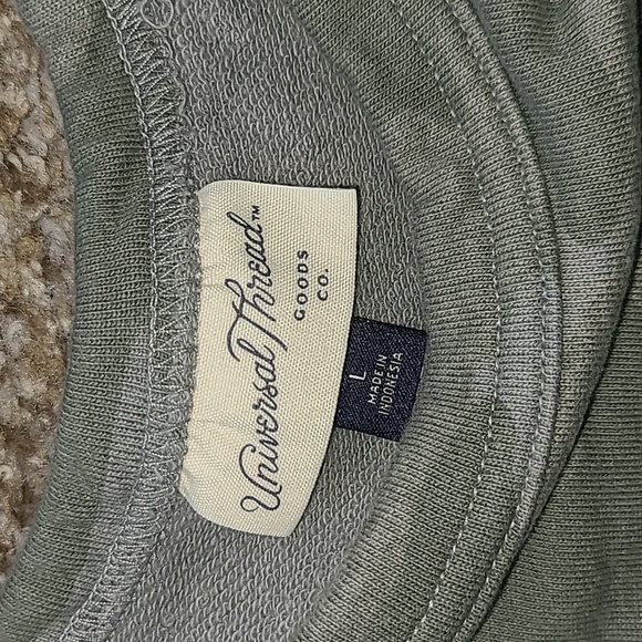 Universal Thread Camouflage Sweater🎯5 for $25🎯 - Picture 2 of 5